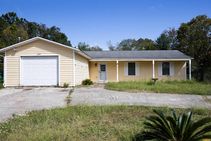 305 Morgan Lane, Mary Esther, FL 32569