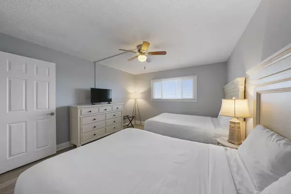 5801 Thomas Drive  #UNIT 1209 Panama City Beach, FL 32408