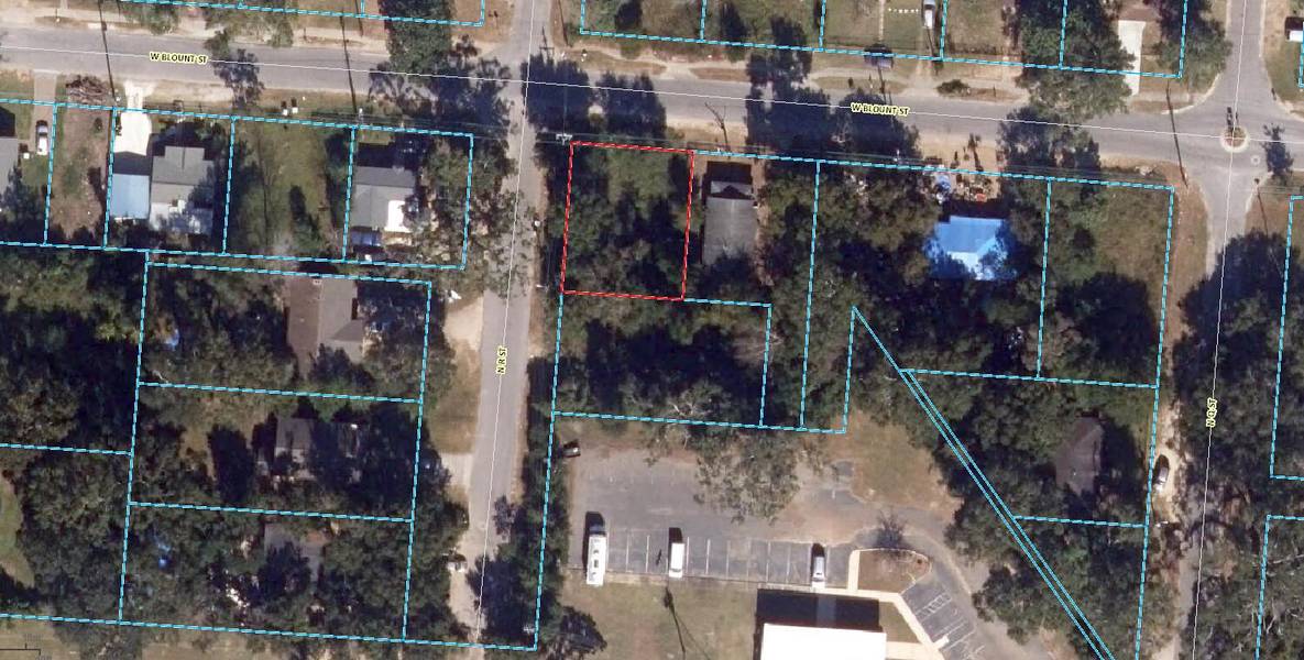 2300 W BLK BLOUNT Street, Pensacola, FL 32505