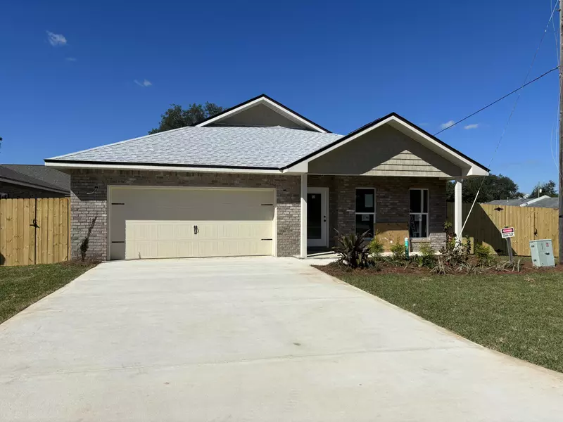 73 4th Street, Shalimar, FL 32579