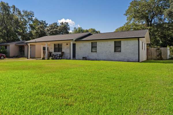 333 Ohio Avenue,  Valparaiso,  FL 32580