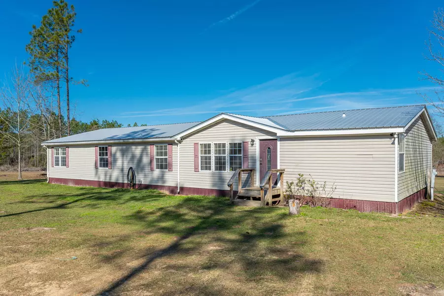 1078 Wallace Road, Defuniak Springs, FL 32433