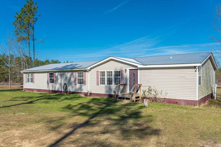 1078 Wallace Road, Defuniak Springs, FL 32433