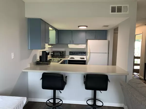 Fort Walton Beach, FL 32548,308 SW Miracle Strip Parkway  #UNIT 27D