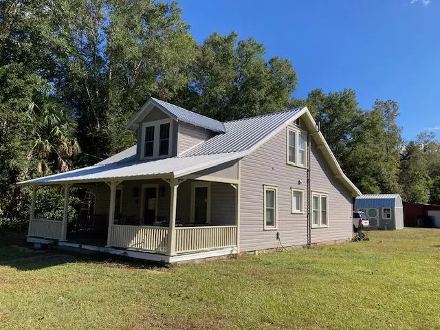 24 Arbutus Avenue, Defuniak Springs, FL 32435