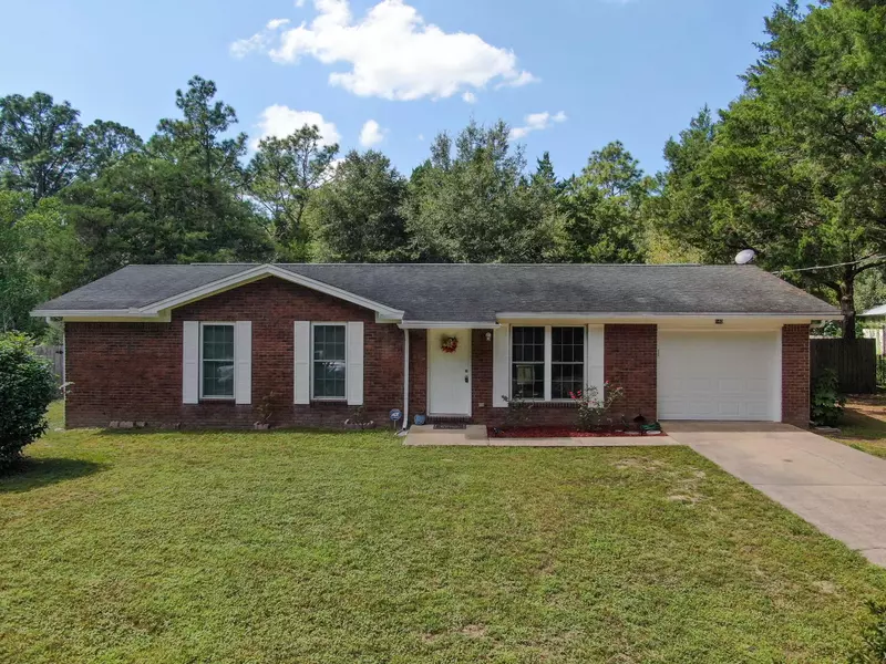 140 White Street, Defuniak Springs, FL 32435