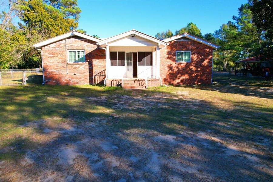 5299 Fairfield Drive, Crestview, FL 32536