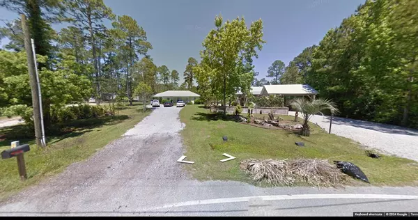 217 Oakcrest Drive, Freeport, FL 32439