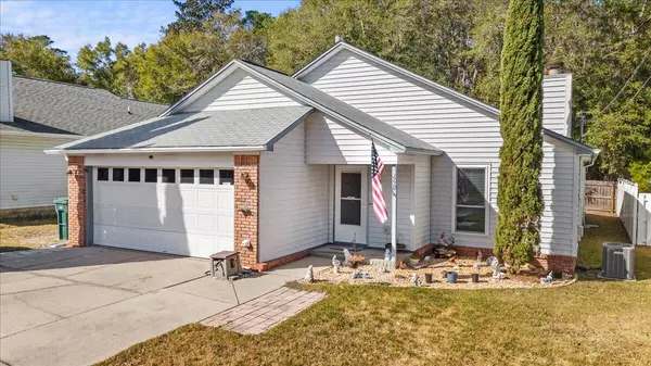 1110 Rita Lane,  Niceville,  FL 32578