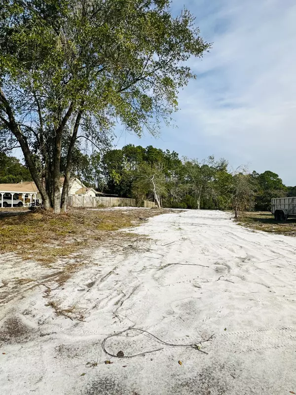 Mary Esther, FL 32569,LOT 11 Lakeside Lane