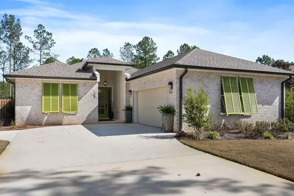 139 Canopy Cove, Freeport, FL 32439