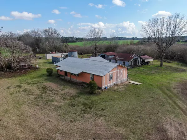 1431 Brown Road, Defuniak Springs, FL 32433