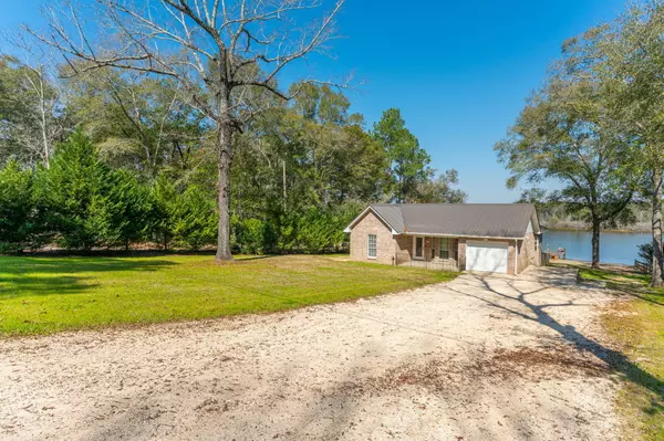 Defuniak Springs, FL 32433,72 Bell Drive