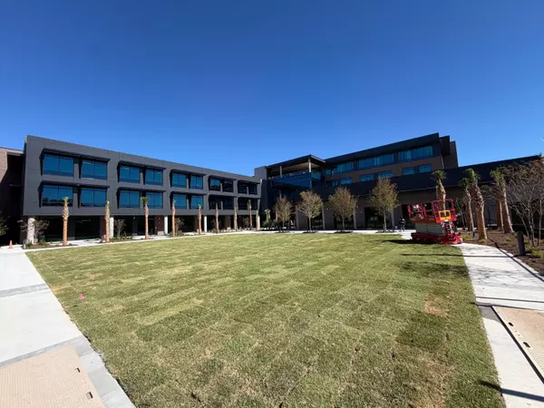 Valparaiso, FL 32580,511 Government Avenue  #400 B