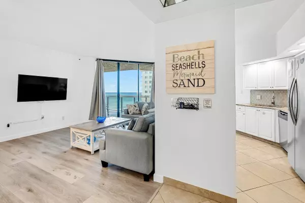 Miramar Beach, FL 32550,1096 Scenic Gulf Drive  #UNIT 704