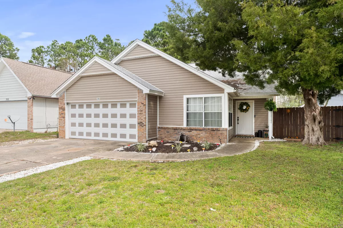 Mary Esther, FL 32569,220 Woodland Park Circle