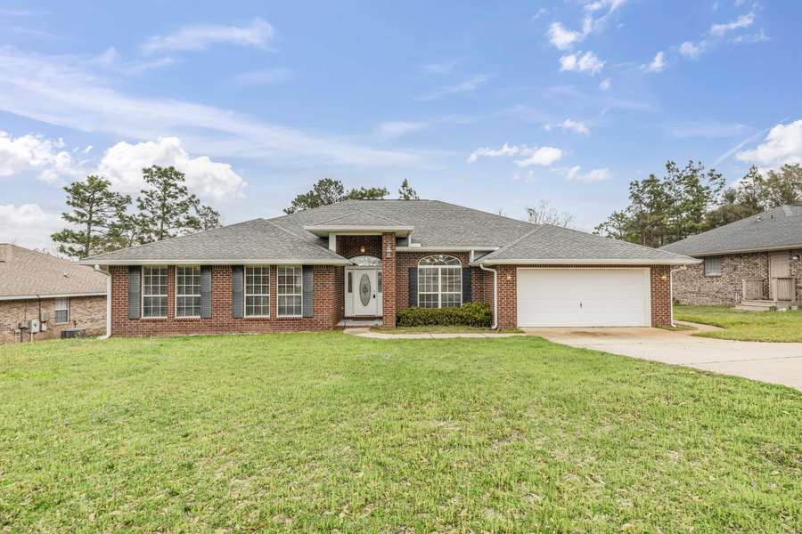 177 Conquest Avenue, Crestview, FL 32536