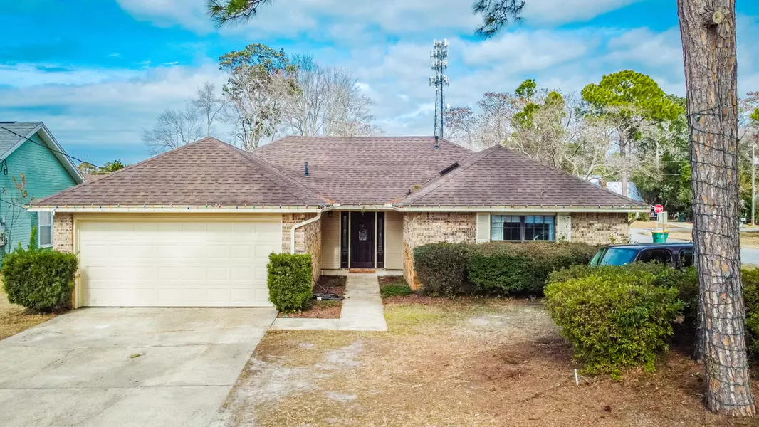 401 Northampton Circle, Fort Walton Beach, FL 32547