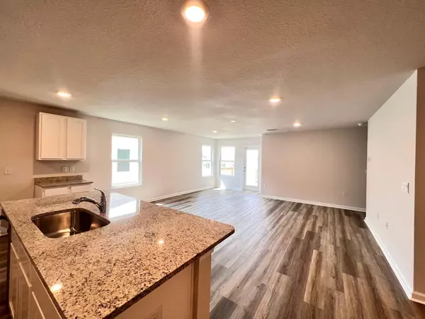 Milton, FL 32583,4734 Carl Booker Road