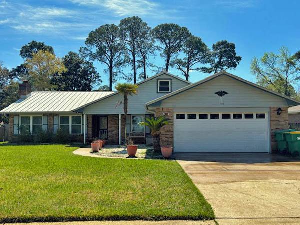 306 Riley Road,  Niceville,  FL 32578