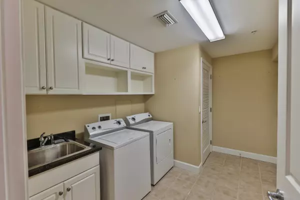 Destin, FL 32541,408 Kelly Planatation Drive  #609