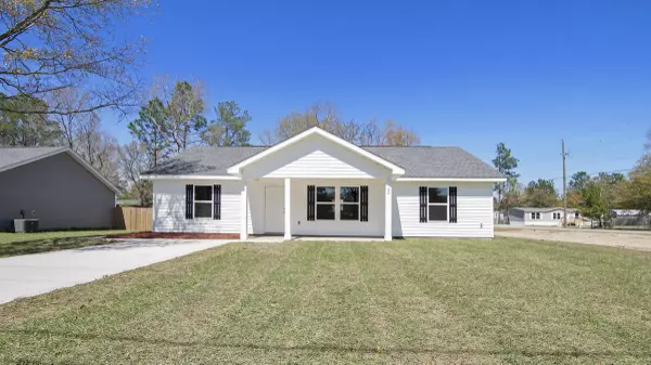 20 Country Boulevard, Defuniak Springs, FL 32433