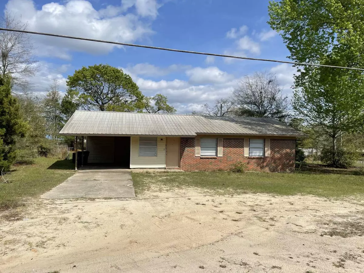 Defuniak Springs, FL 32433,876 Shoemaker Drive