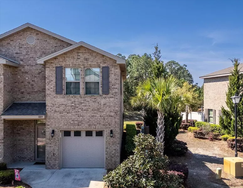 8809 Brown Pelican Circle, Navarre, FL 32566