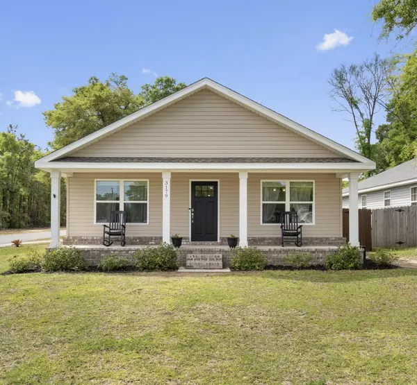 3179 Maple Street, Crestview, FL 32539