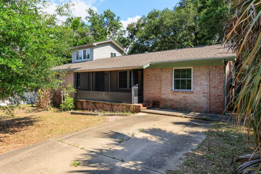 2900 E Blount Street, City Of Pensacola, FL 32503