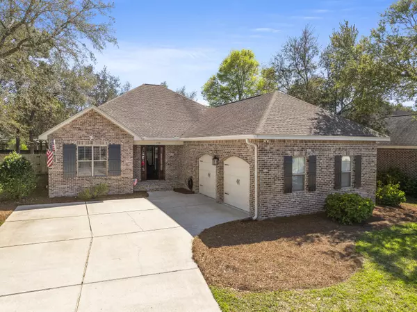 153 Black Bear Circle, Niceville, FL 32578