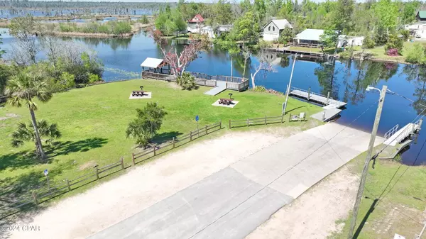 Youngstown, FL 32466,35 Indian Bluff Drive