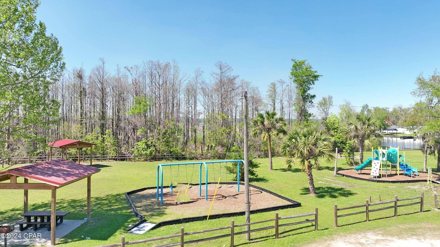 Youngstown, FL 32466,35 Indian Bluff Drive