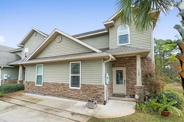 1740 Sound Haven Court  #1740,  Navarre,  FL 32566