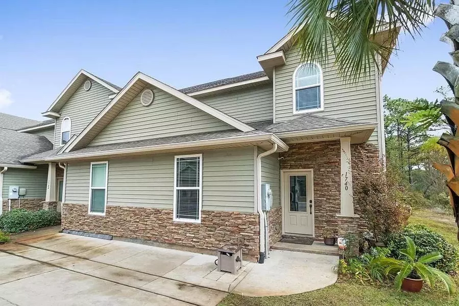 1740 Sound Haven Court  #1740, Navarre, FL 32566