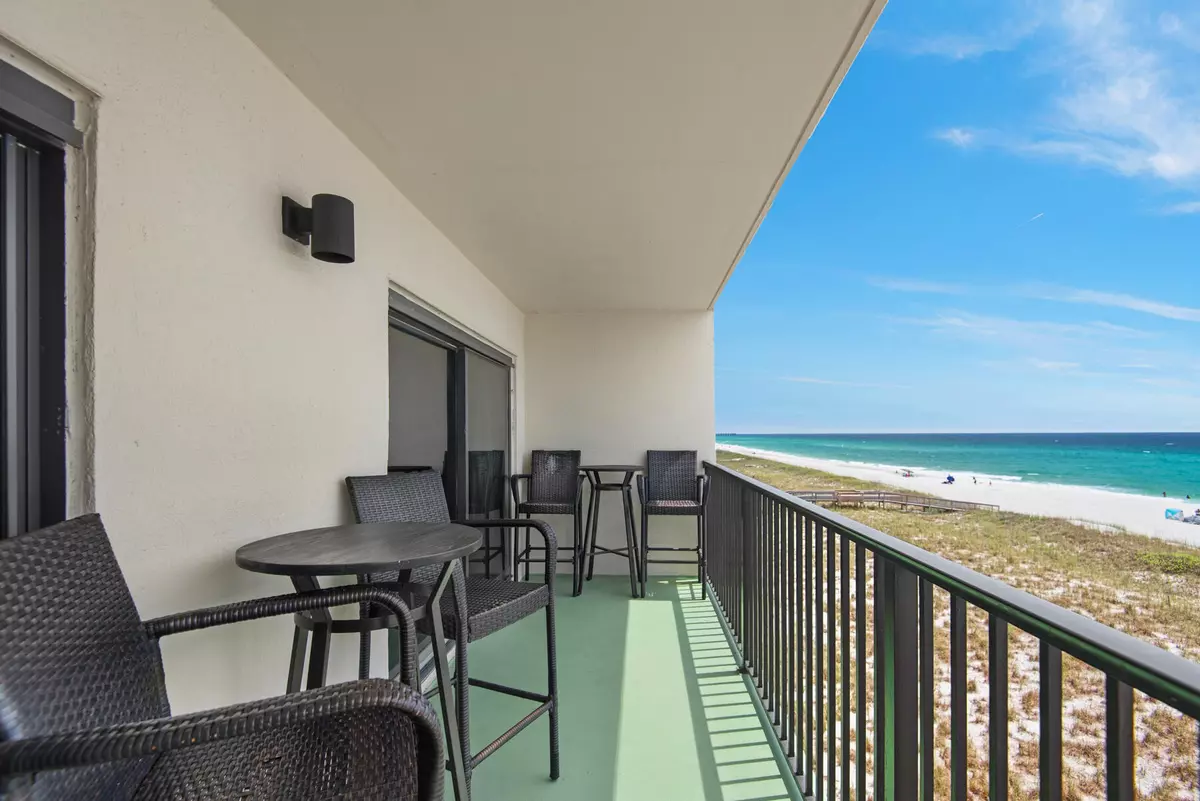 Navarre, FL 32566,7979 Gulf Boulevard  #APT 133