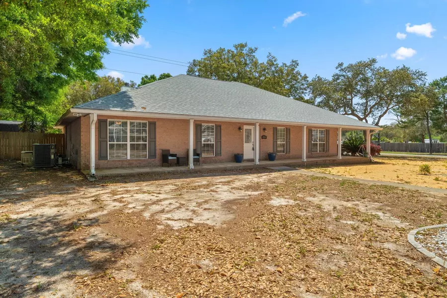 4349 Catawba Street, Gulf Breeze, FL 32563