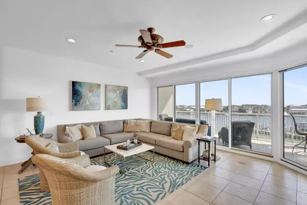 Destin, FL 32541,662 Harbor Boulevard  #UNIT 220