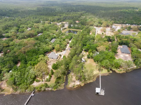 Navarre, FL 32566,8139 Stillwater Cove