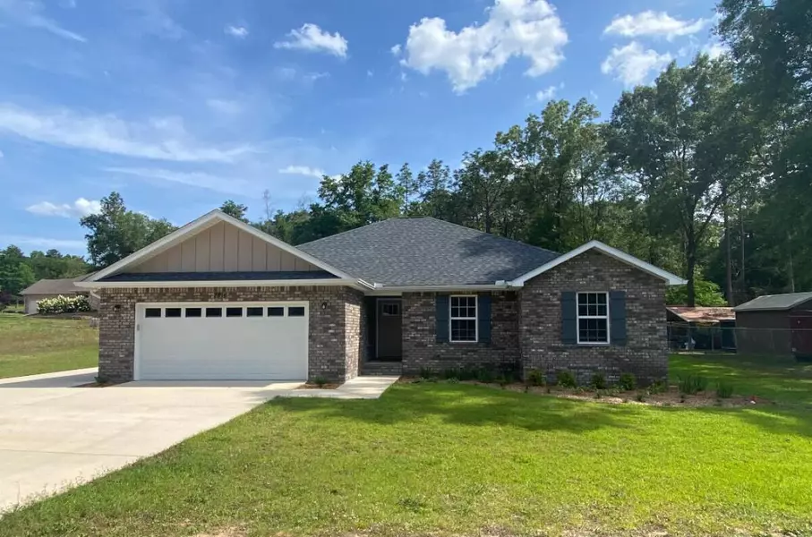 2816 Silverhill Road, Crestview, FL 32536