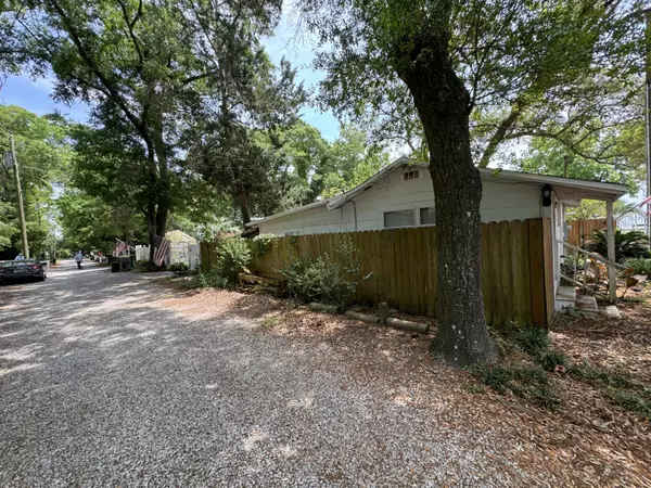 Niceville, FL 32578,16 NIMROD Circle