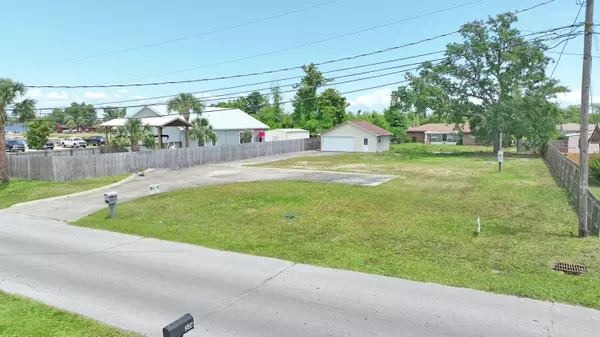 307 Michigan Avenue, Lynn Haven, FL 32444