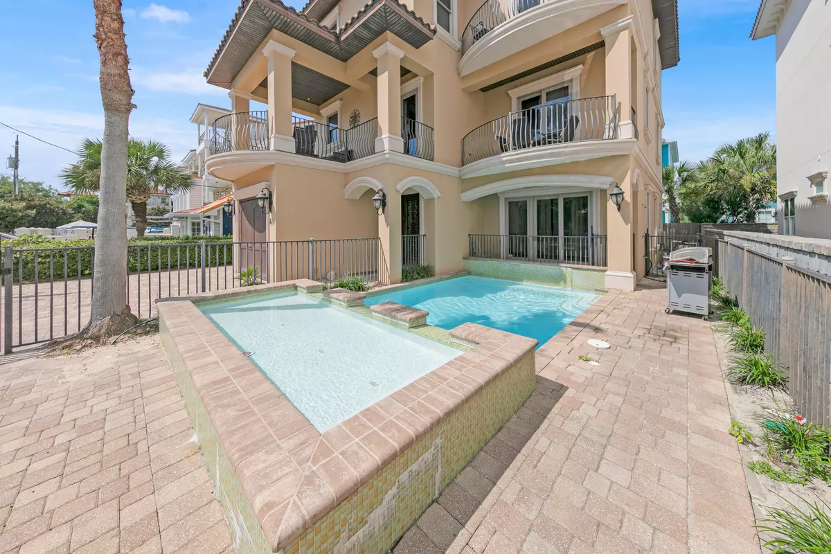 Miramar Beach, FL 32550,96 Sarasota Street