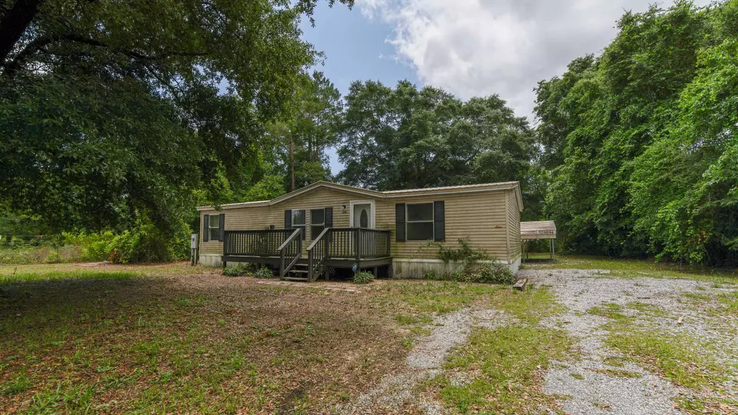 224 Passion Flower Street, Defuniak Springs, FL 32433