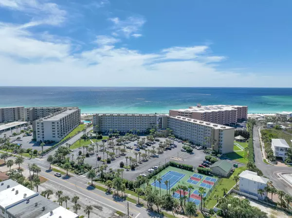 Destin, FL 32541,502 Gulf Shore Drive  #UNIT 105