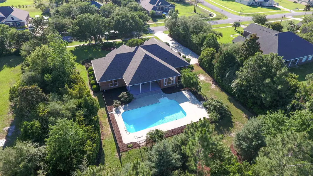 1143 Brushed Dune Circle, Freeport, FL 32439