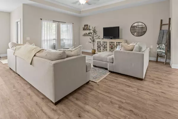 Cantonment, FL 32533,457 Broadleaf Cir. Circle