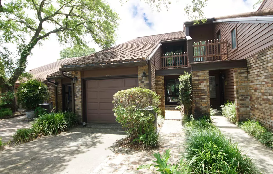 404 Regatta Drive, Niceville, FL 32578