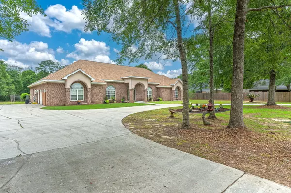 Crestview, FL 32536,2735 Lake Silver Road