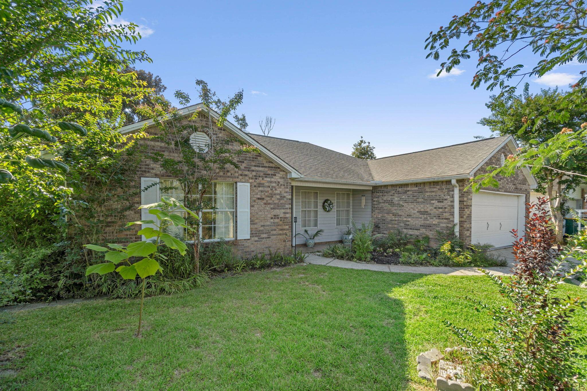 Fort Walton Beach, FL 32547,982 Southern Oaks Court